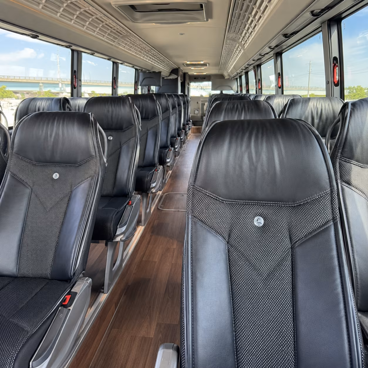 give your group the best ride to hersheypark pocono raceway and beyond