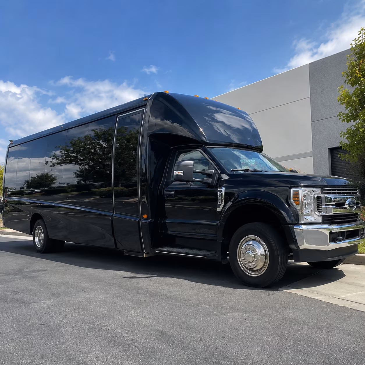reading private airport shuttle bus rentals in reading