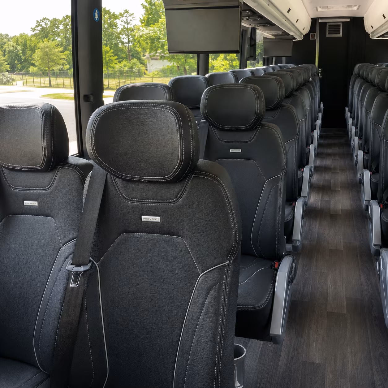 scrantoncharterbuscompany com puts multi day and overnight bus trips within easy reach of scranton groups