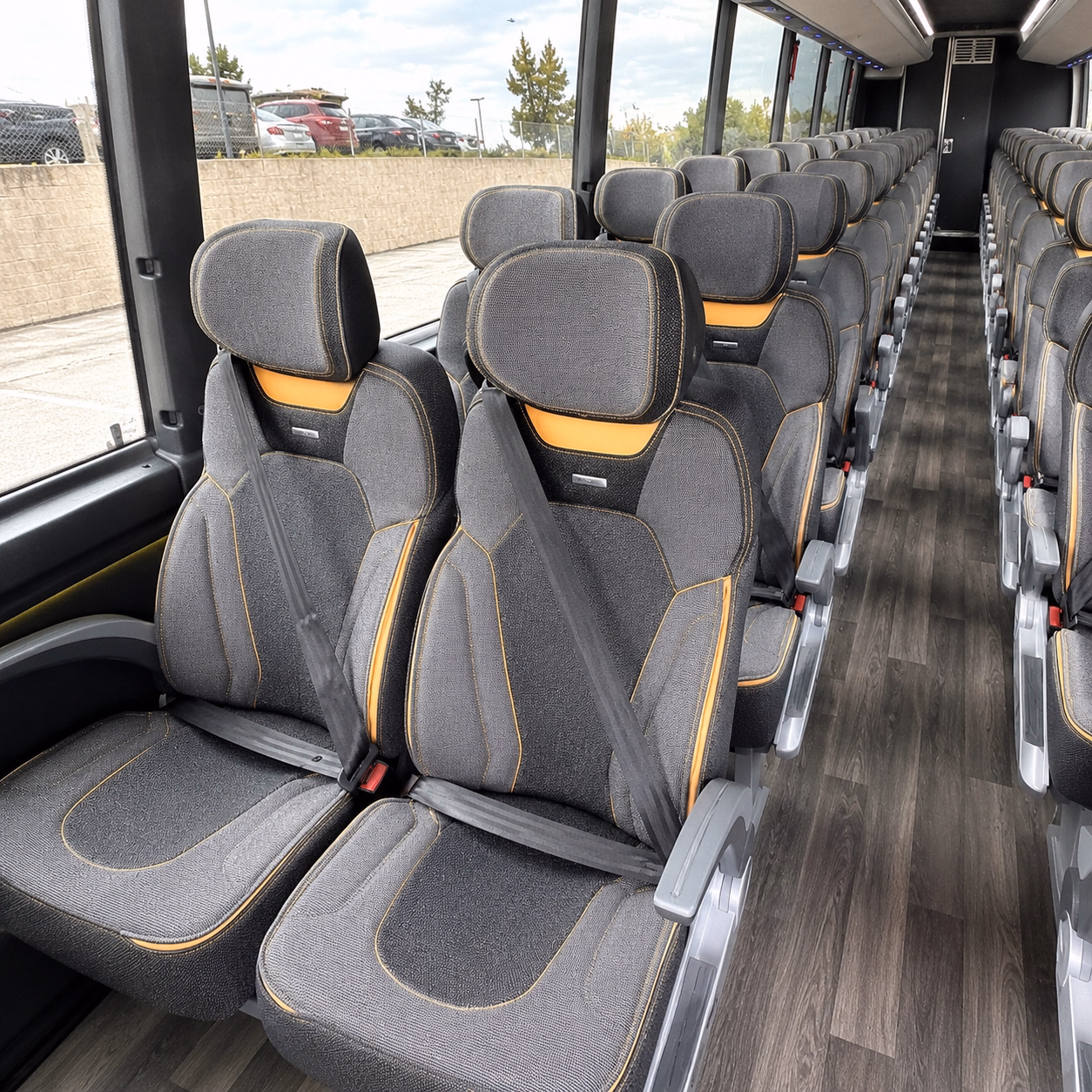 woodbridge airport transfer charter buses for woodbridge groups