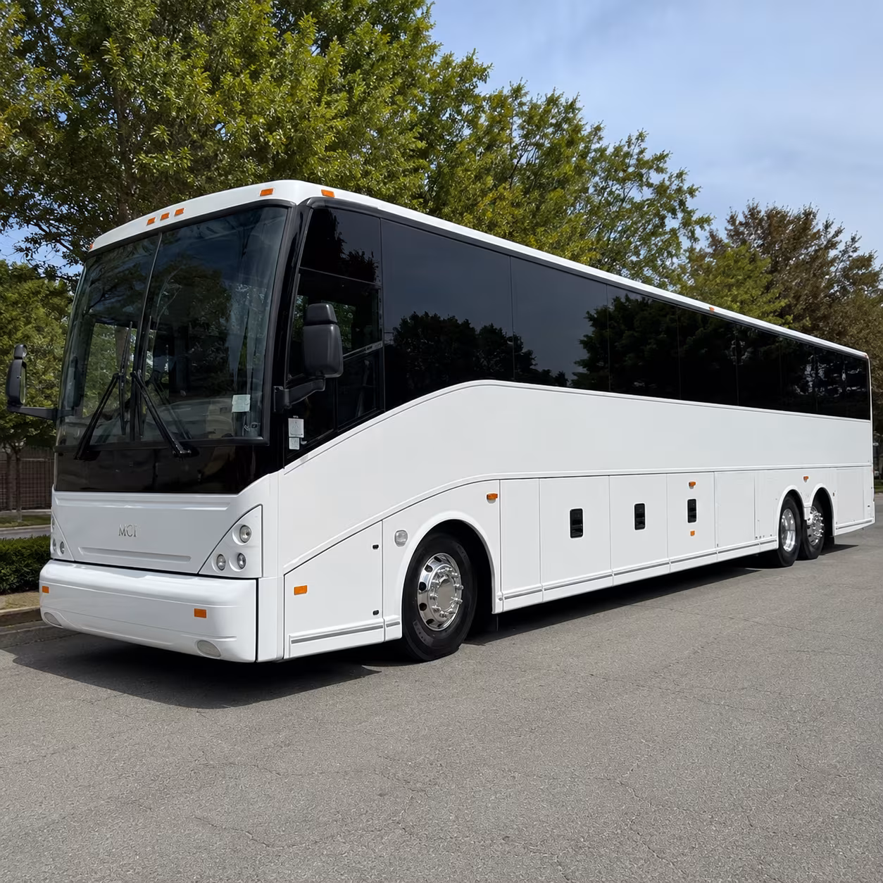 woodbridge charter bus