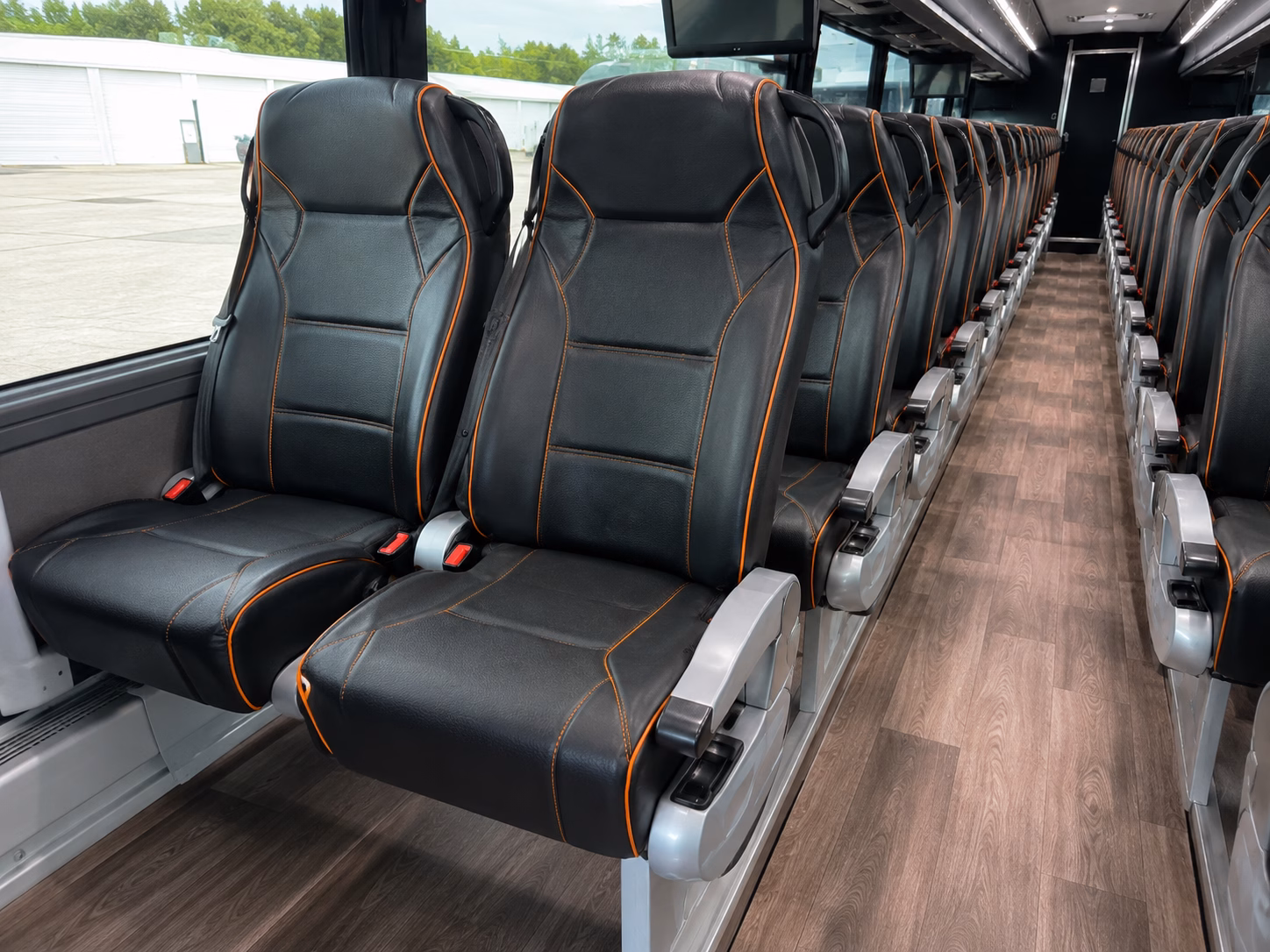 woodbridge charter bus