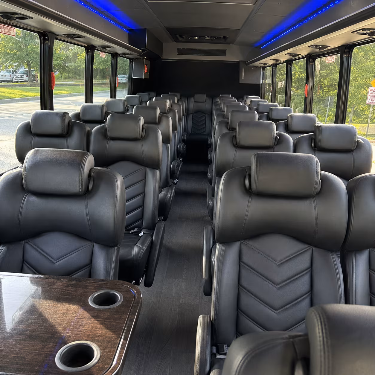 woodbridge rent a bus for a meeting or corporate event in woodbridge